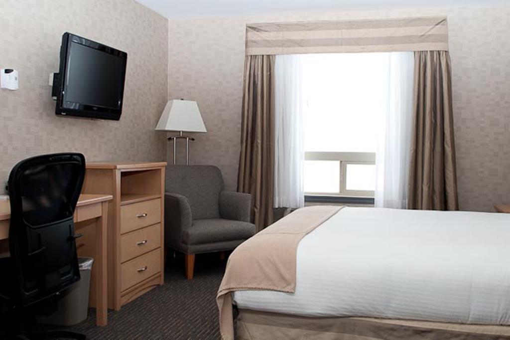Paradise Inn And Suites Valleyview Bilik gambar